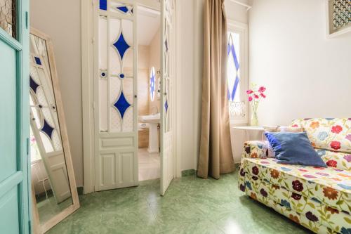 Habitación Doble Deluxe del hotel Casa De Colón. Foto 5