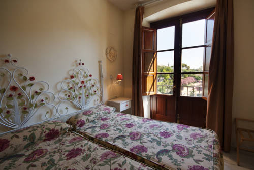 Habitación doble 2 camas del hotel Basic Doña Manuela