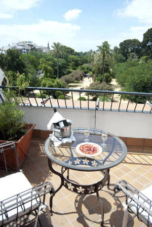 Habitación doble Balcón o Terraza Superior del hotel Basic Doña Manuela. Foto 5