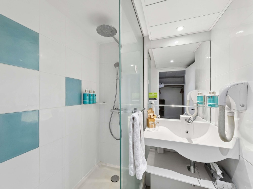 Habitación ejecutiva, 1 cama doble con sofá cama del hotel Novotel Paris Est. Foto 10
