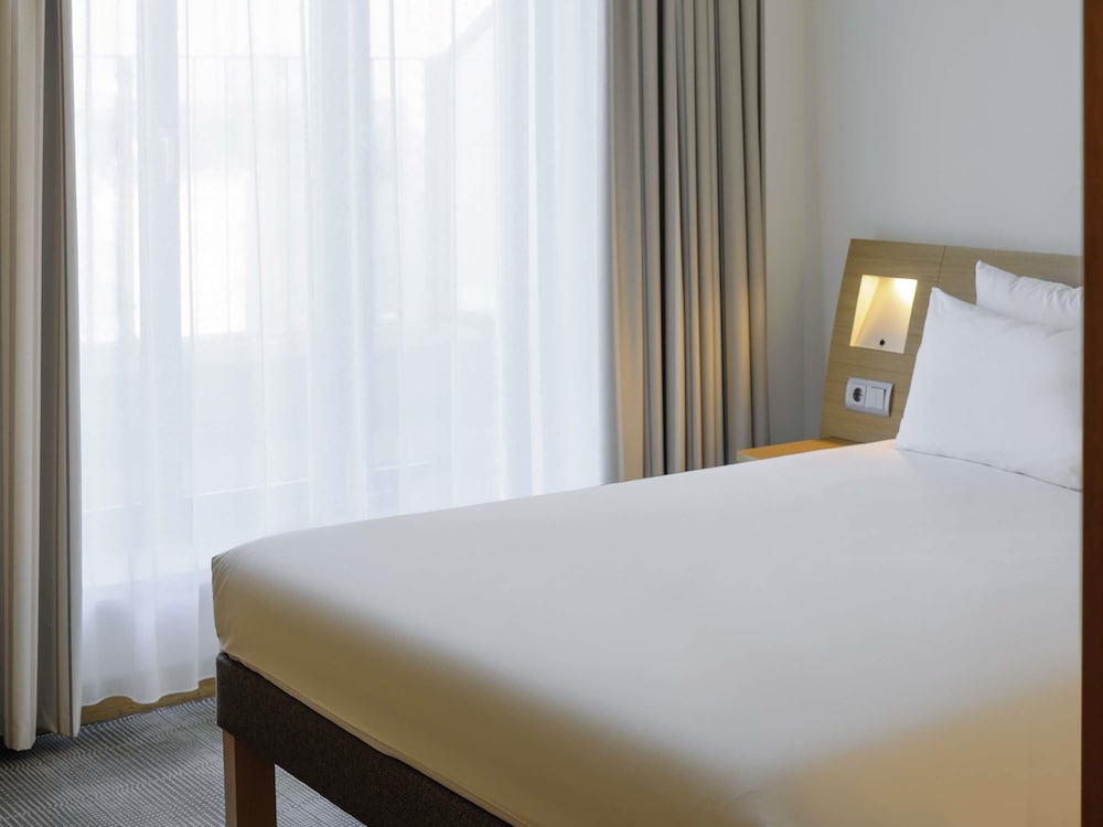 Habitación clásica, 1 cama doble del hotel Novotel Paris Est. Foto 2