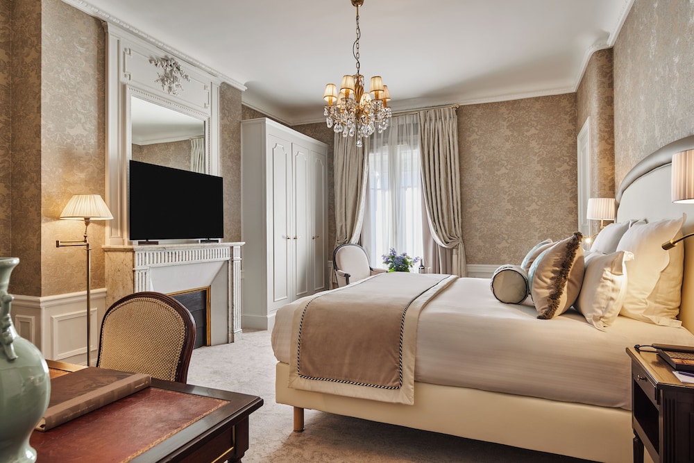 Habitación Ejecutiva con vista a la Rue de la Paix del hotel Westminster. Foto 2