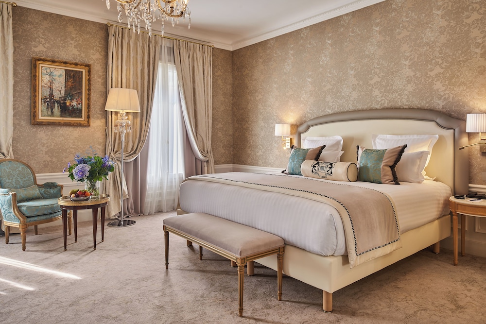 Suite Prestige - Vista a la Rue de la Paix del hotel Westminster