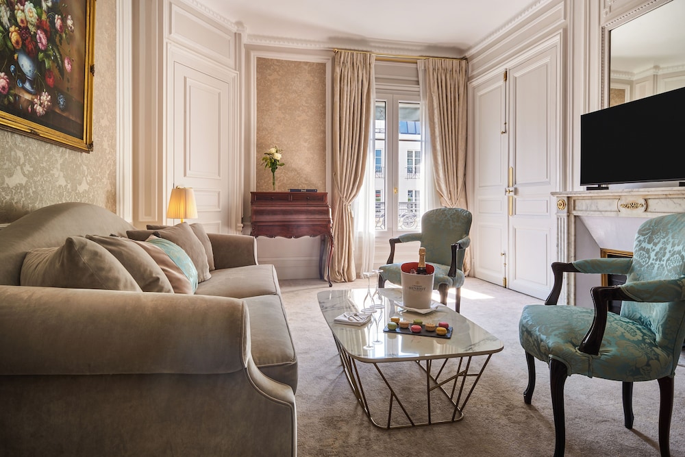 Suite Prestige - Vista a la Rue de la Paix del hotel Westminster. Foto 2