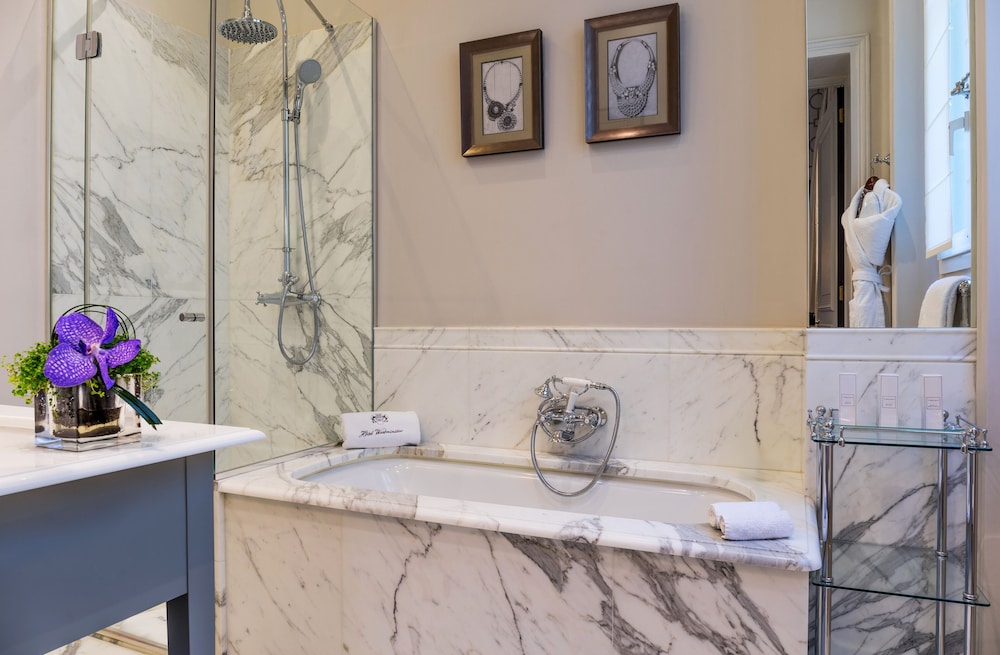 Suite Deluxe - Parisina del hotel Westminster. Foto 5