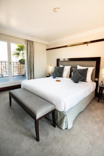 Suite Ático del hotel Pont Royal. Foto 1