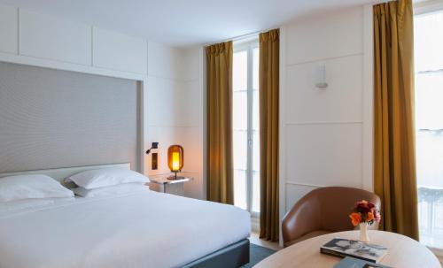 Habitación Doble Deluxe - 1 o 2 camas del hotel Opéra Richepanse. Foto 4