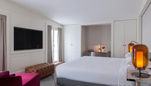 Suite con balcón del hotel Opéra Richepanse. Foto 7