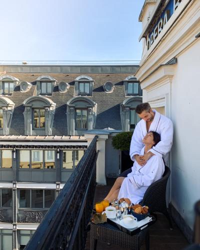 Suite con balcón del hotel Opéra Richepanse. Foto 10