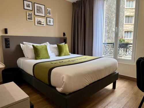 Habitación Doble Clásica del hotel Best Western Le Montparnasse. Foto 11