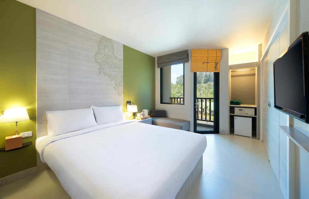 Habitación estándar con una cama doble del hotel Ibis Styles Krabi Ao Nang