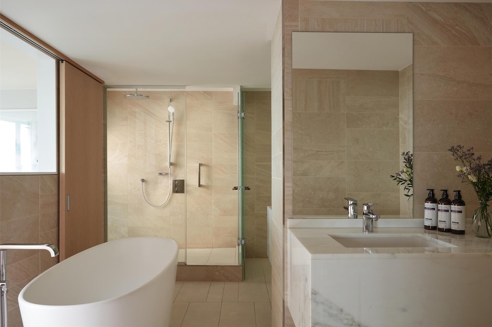 Suite presidencial del hotel Hyatt Regency Paris Etoile. Foto 4