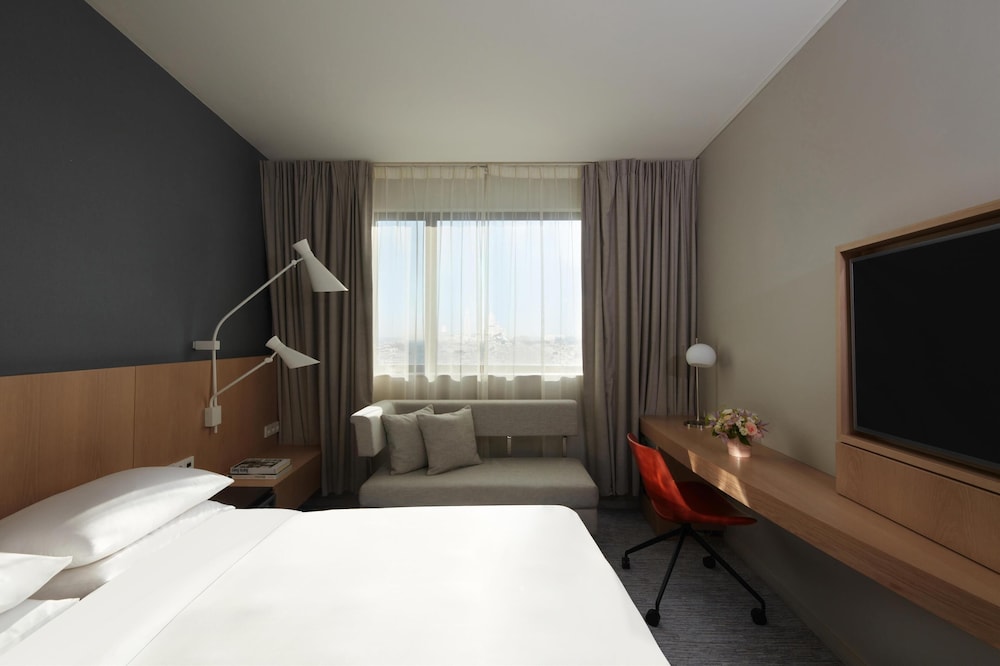 Suite Ejecutiva Regency del hotel Hyatt Regency Paris Etoile. Foto 4
