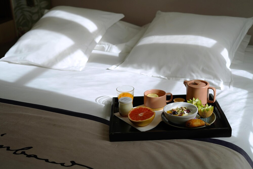 Habitación clásica, 1 cama de matrimonio, no fumadores del hotel Hotel Litteraire Arthur Rimbaud, BW Signature Collection. Foto 1