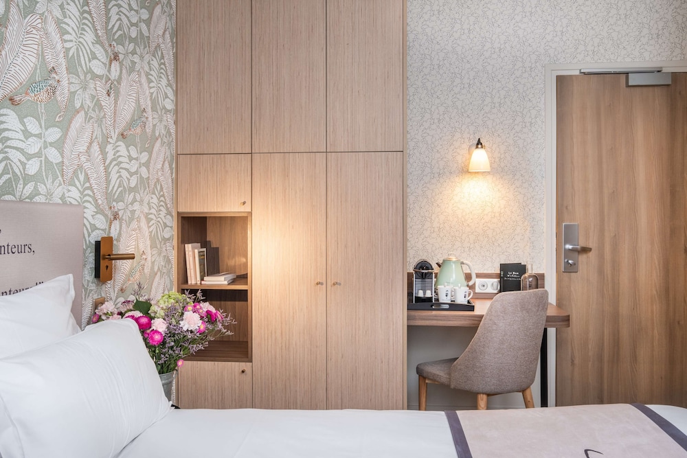 Habitación superior, 1 cama de matrimonio, no fumadores del hotel Hotel Litteraire Arthur Rimbaud, BW Signature Collection. Foto 3