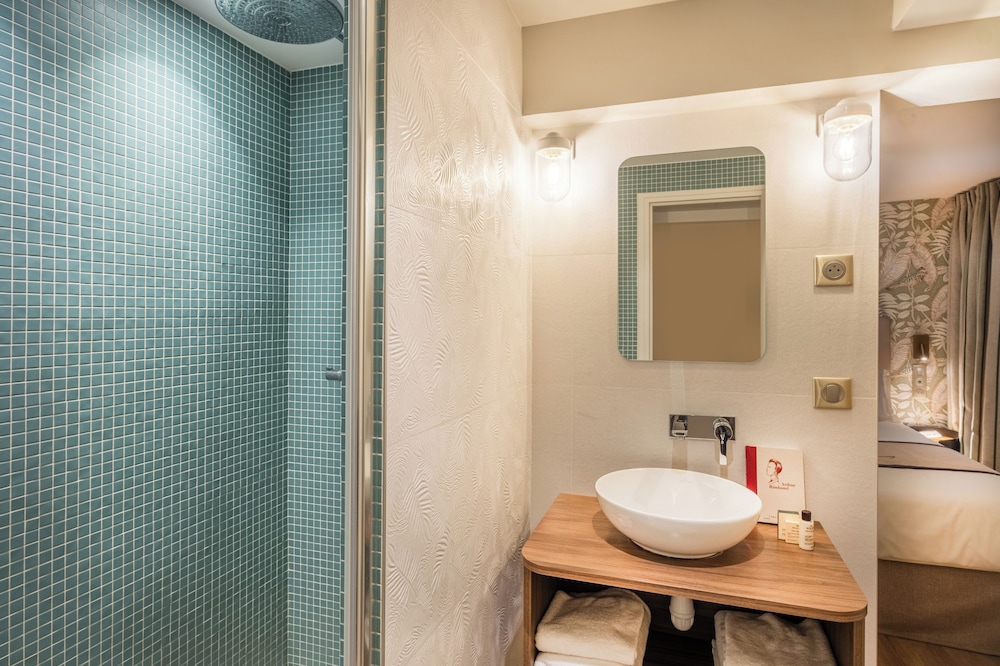 Habitación superior, 1 cama de matrimonio, no fumadores del hotel Hotel Litteraire Arthur Rimbaud, BW Signature Collection. Foto 5