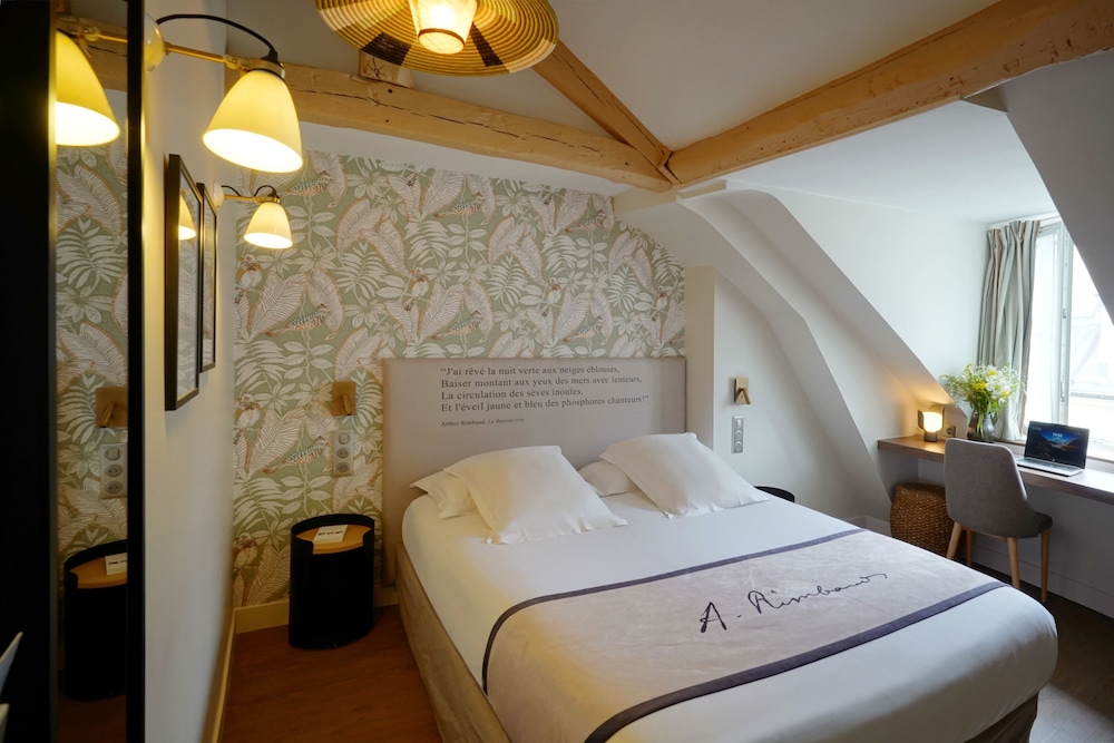 Habitación Confort, 1 cama de matrimonio, no fumadores del hotel Hotel Litteraire Arthur Rimbaud, BW Signature Collection. Foto 4