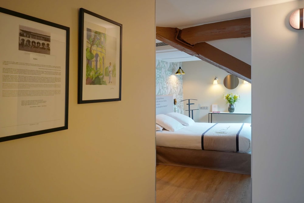 Suite junior, 1 cama de matrimonio, no fumadores (with Sofabed) del hotel Hotel Litteraire Arthur Rimbaud, BW Signature Collection. Foto 4