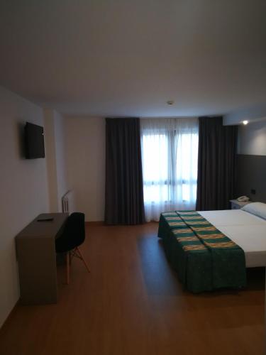 Habitación Doble del hotel Ría Mar. Foto 4