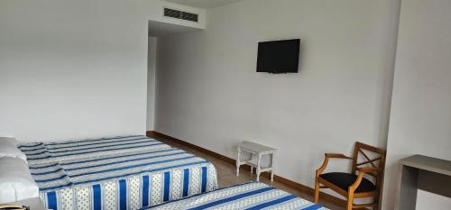 Habitación Triple del hotel Ría Mar. Foto 1