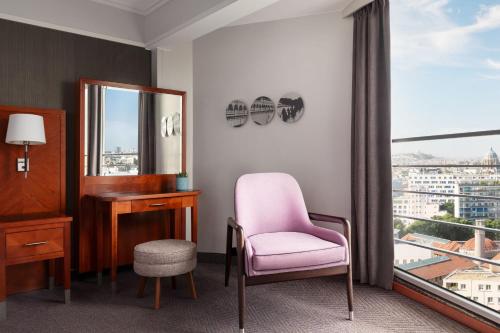 Suite Familiar del hotel Paris Marriott Rive Gauche and Conference Center. Foto 3