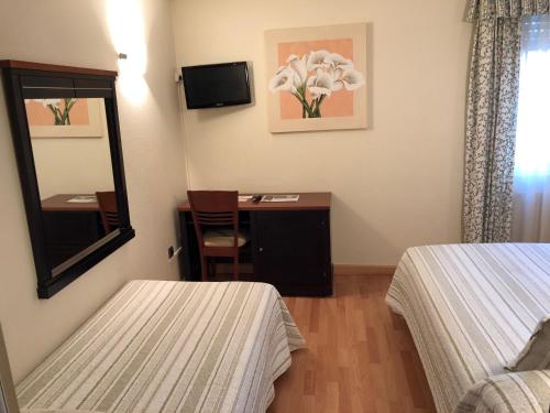 Habitación Triple del hotel Sena. Foto 3