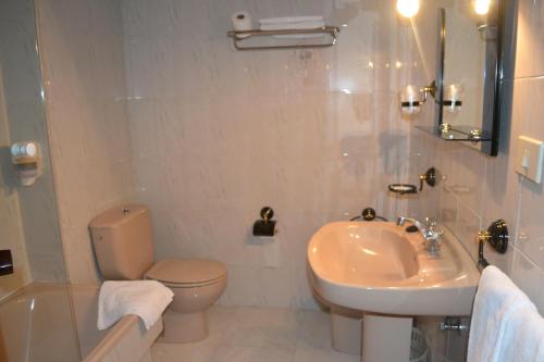 Habitación Cuádruple del hotel Sena. Foto 5