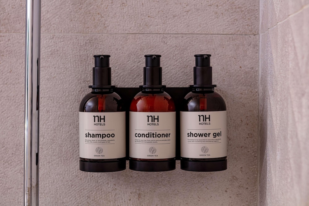 Habitación superior del hotel NH Paris Gare de l'Est. Foto 2