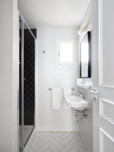 Habitación Doble Superior - 1 o 2 camas del hotel Rendez-vous Batignolles. Foto 5