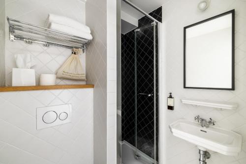 Habitación Doble Confort del hotel Rendez-vous Batignolles. Foto 17