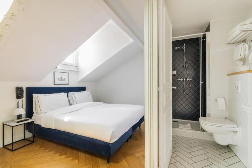 Habitación Doble - 1 o 2 camas - Under the Eaves del hotel Rendez-vous Batignolles. Foto 8