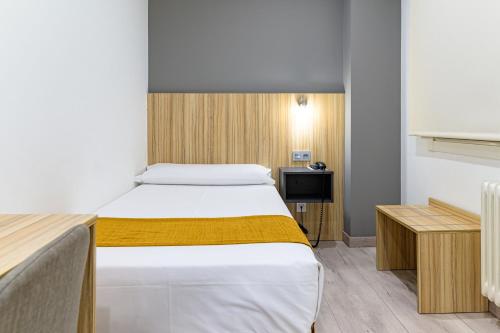 Habitación Individual del hotel Altiana. Foto 1