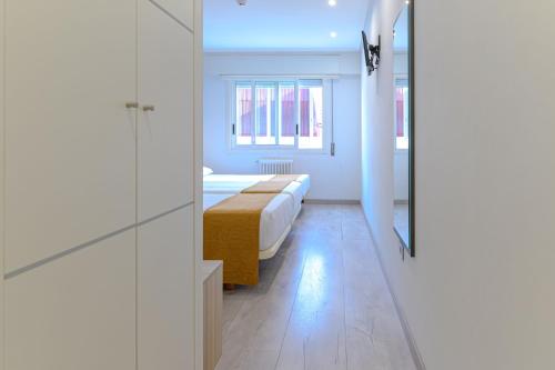 Habitación Triple del hotel Altiana. Foto 3