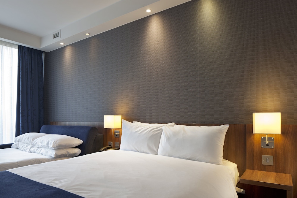 Habitación doble Vista ciudad 1 Cama doble Normal del hotel Holiday Inn Express Manchester Cc - Oxford Road, An Ihg. Foto 6