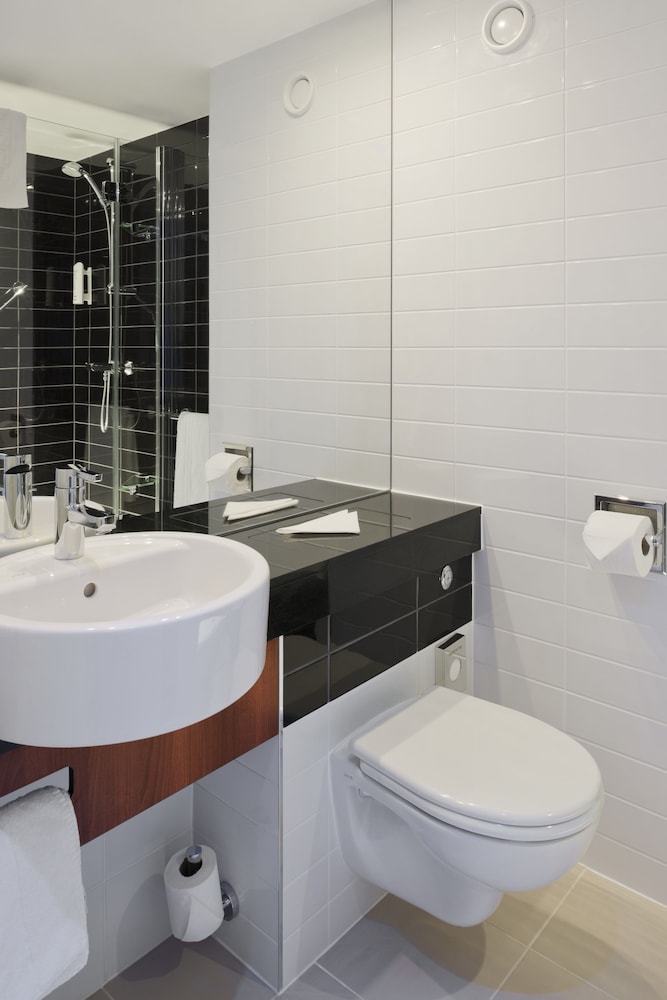Habitación estándar, 2 camas individuales del hotel Holiday Inn Express Manchester Cc - Oxford Road, An Ihg. Foto 6