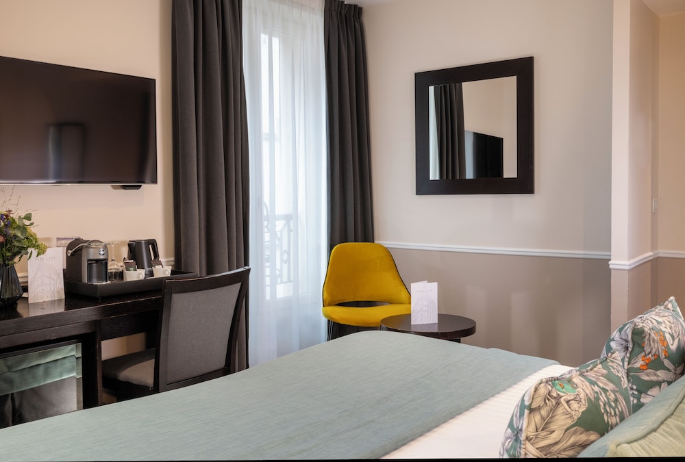 Habitación doble superior del hotel Park Lane Paris. Foto 3