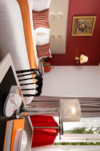 Habitación Doble Superior del hotel Plaza Elysées. Foto 1