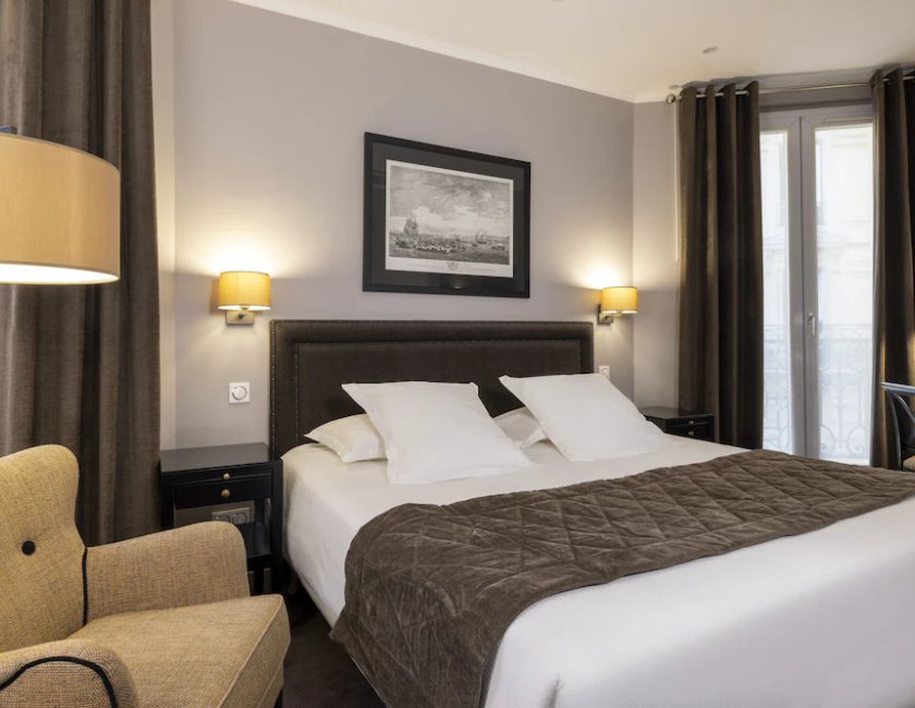 Habitación doble superior, balcón del hotel Pavillon Monceau