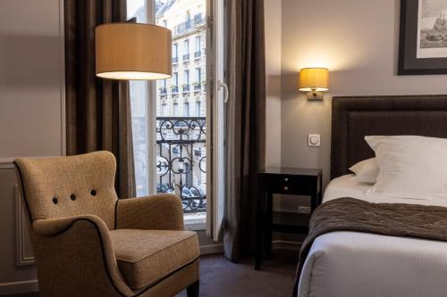 Habitación Doble Deluxe con balcón - 1 o 2 camas del hotel Pavillon Monceau. Foto 7