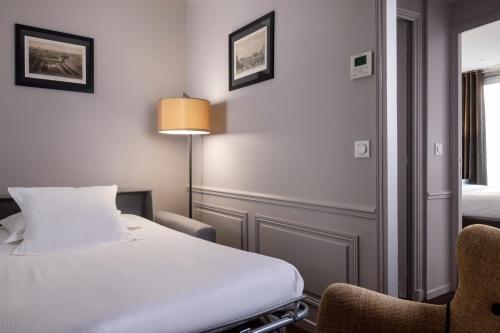 Suite Junior con balcón del hotel Pavillon Monceau. Foto 3