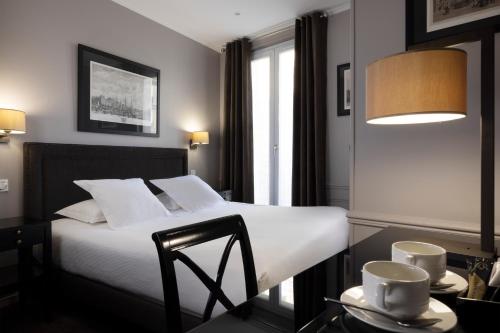 Suite Junior con balcón del hotel Pavillon Monceau. Foto 5