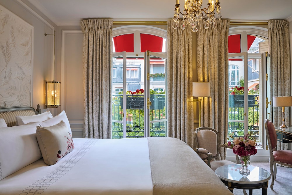 Habitación Deluxe del hotel Plaza Athénée - Dorchester Collection