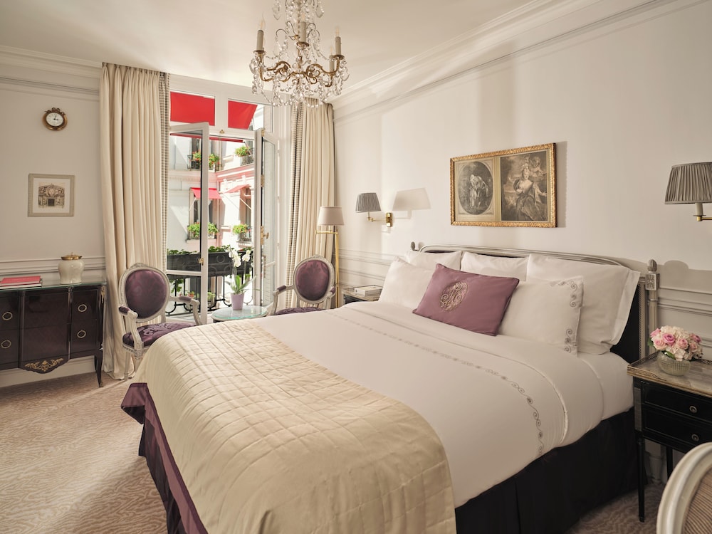 Chambre Simple Classique del hotel Plaza Athénée - Dorchester Collection