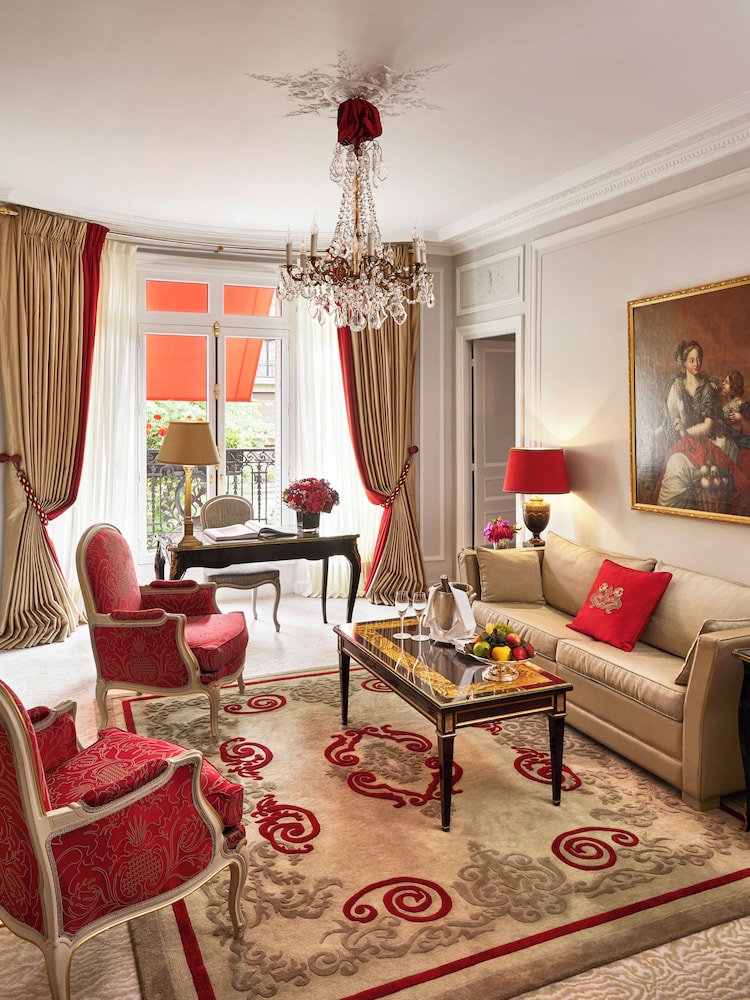 Suite Deluxe - Vue Montaigne del hotel Plaza Athénée - Dorchester Collection