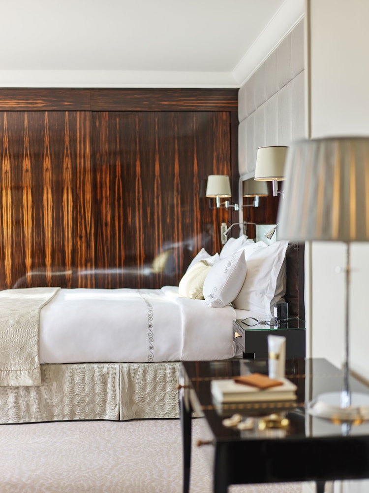 Suite Eiffel Signature del hotel Plaza Athénée - Dorchester Collection