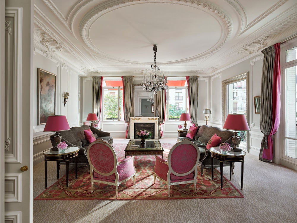 Suite Eiffel Haute Couture del hotel Plaza Athénée - Dorchester Collection. Foto 2