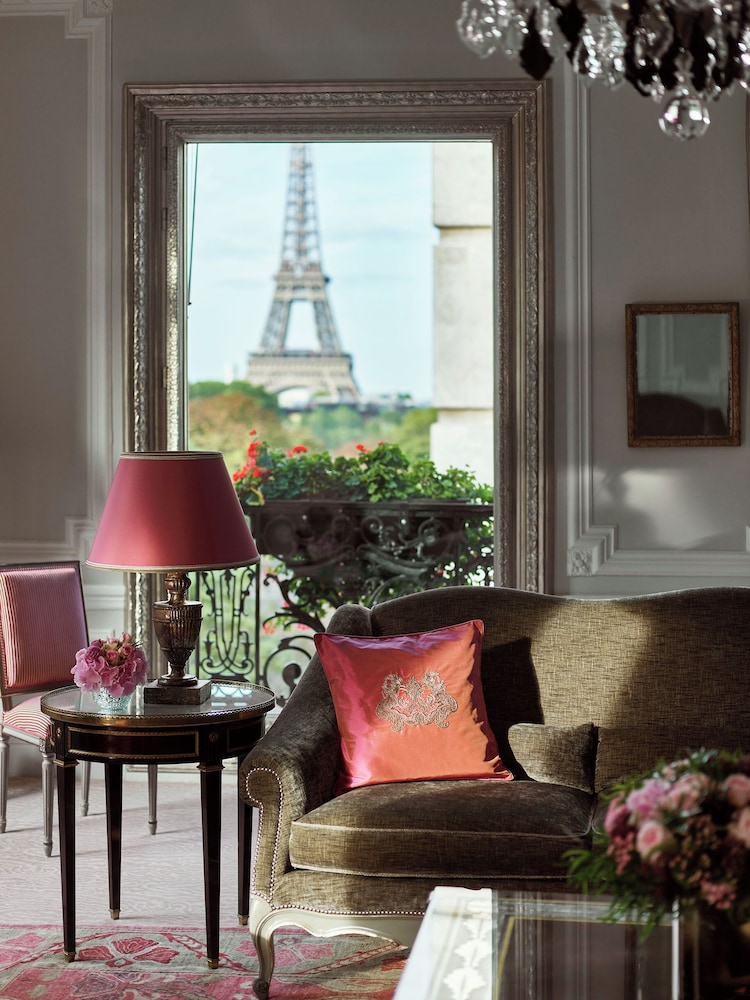 Suite Eiffel Haute Couture del hotel Plaza Athénée - Dorchester Collection. Foto 4