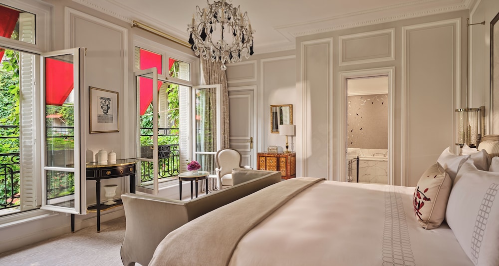 Suite Deluxe del hotel Plaza Athénée - Dorchester Collection. Foto 1