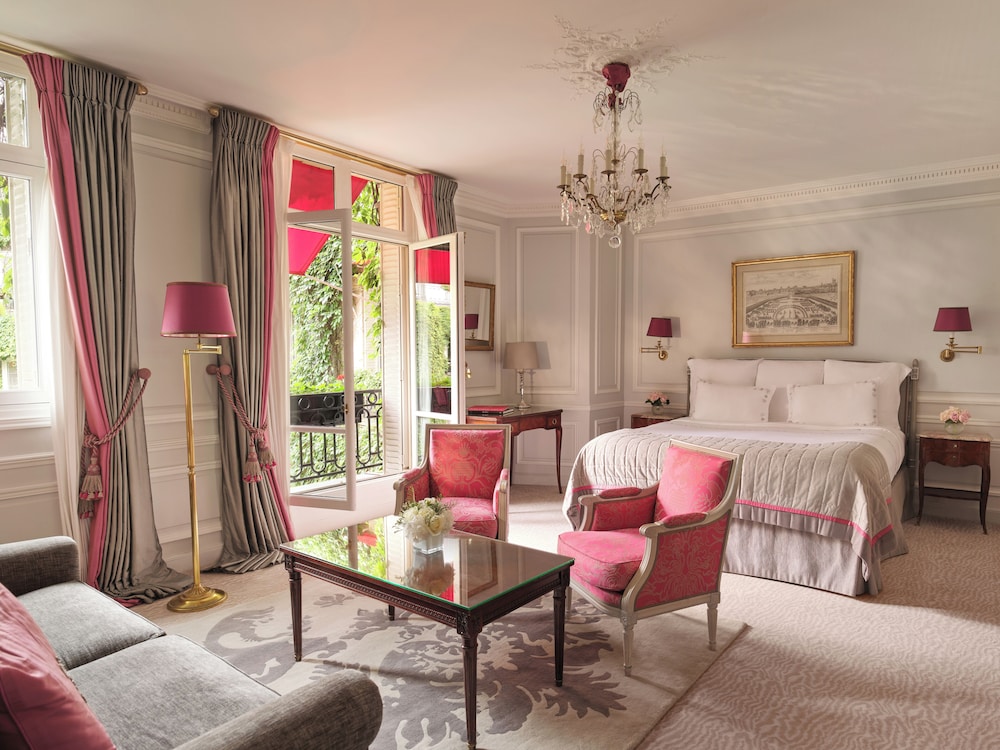 Suite junior del hotel Plaza Athénée - Dorchester Collection