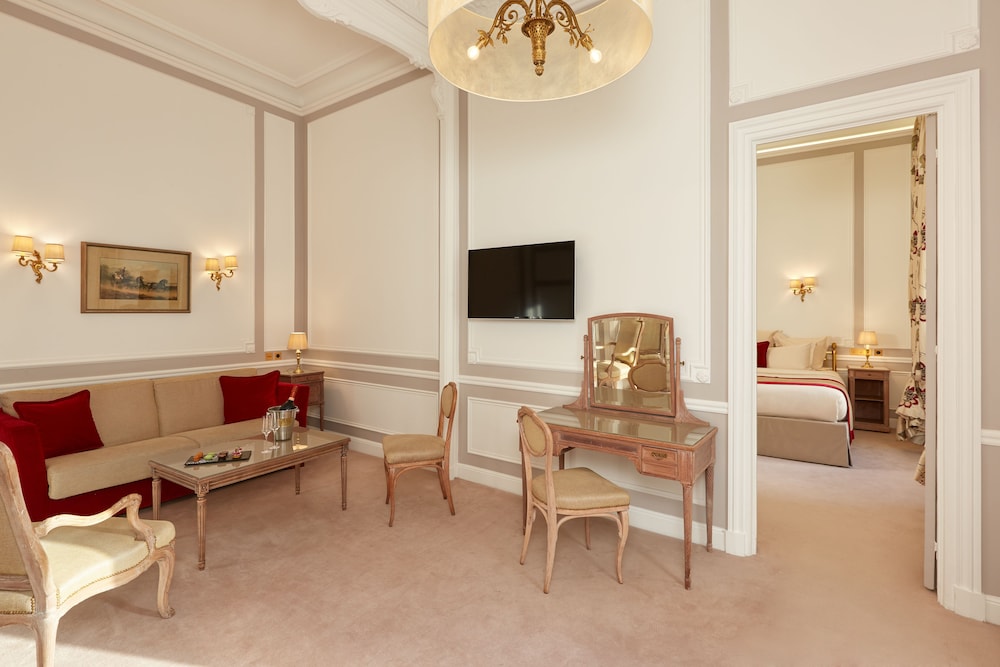 Suite (Prestige) del hotel Regina Louvre. Foto 4